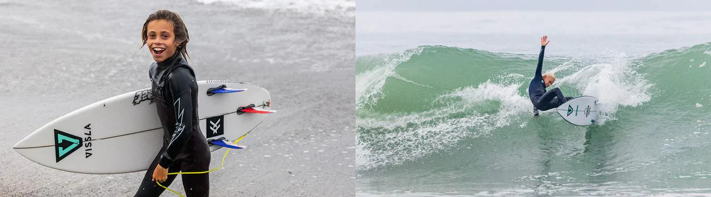 Kid having fun in the waves wearing a warm and flexible 3/2mm junior wetsuit. Noordzee Boardstore surfshop Surfschool webshop surfboardrepairs Scheveningen