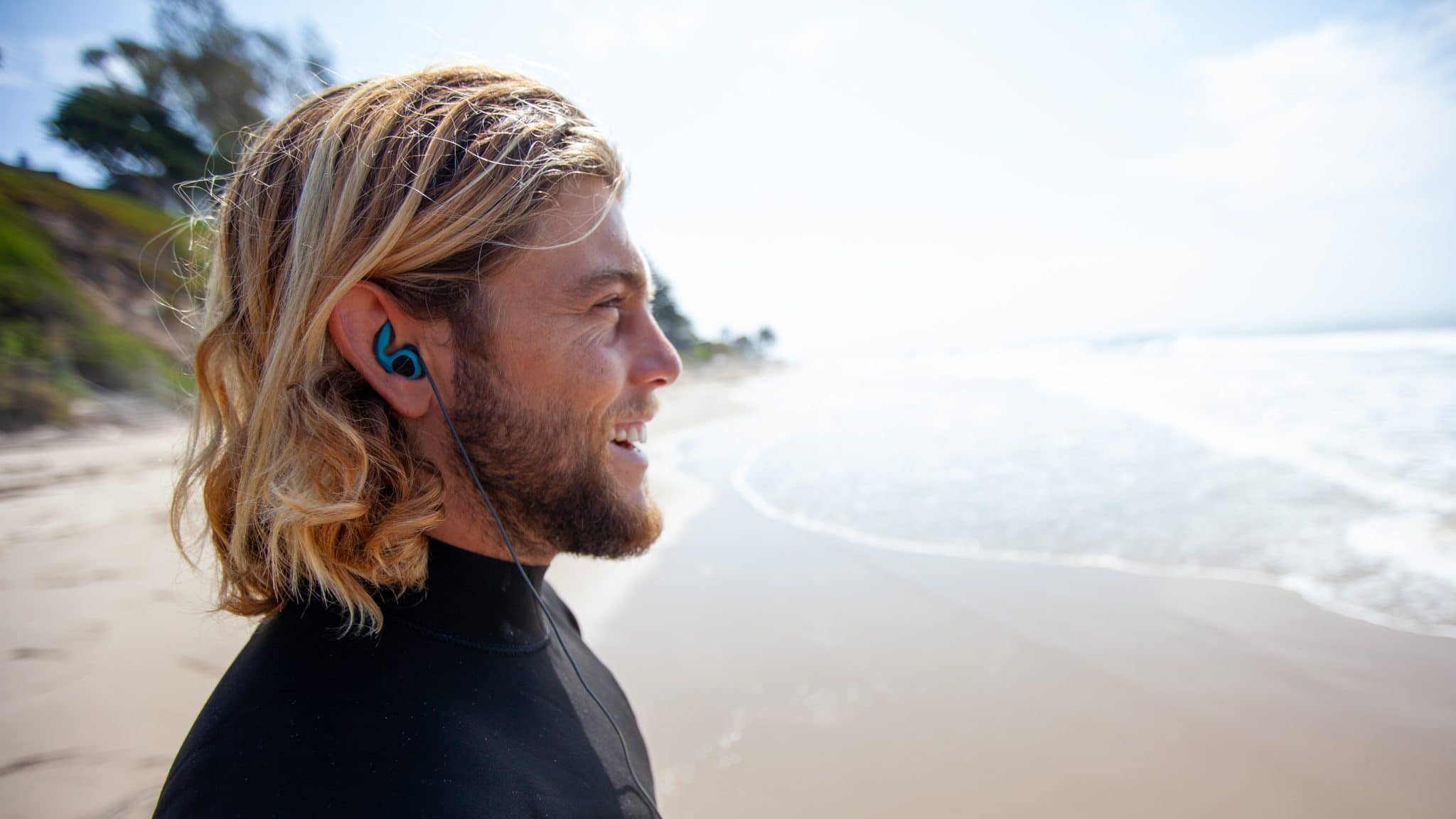 surfears surfing earplug oordoppen surfing scheveningen surfshop noordzee katwijk noordwijk slufter texel wijk aan zee surf amsterdam hoekvanholland maasvlakte bodyboard