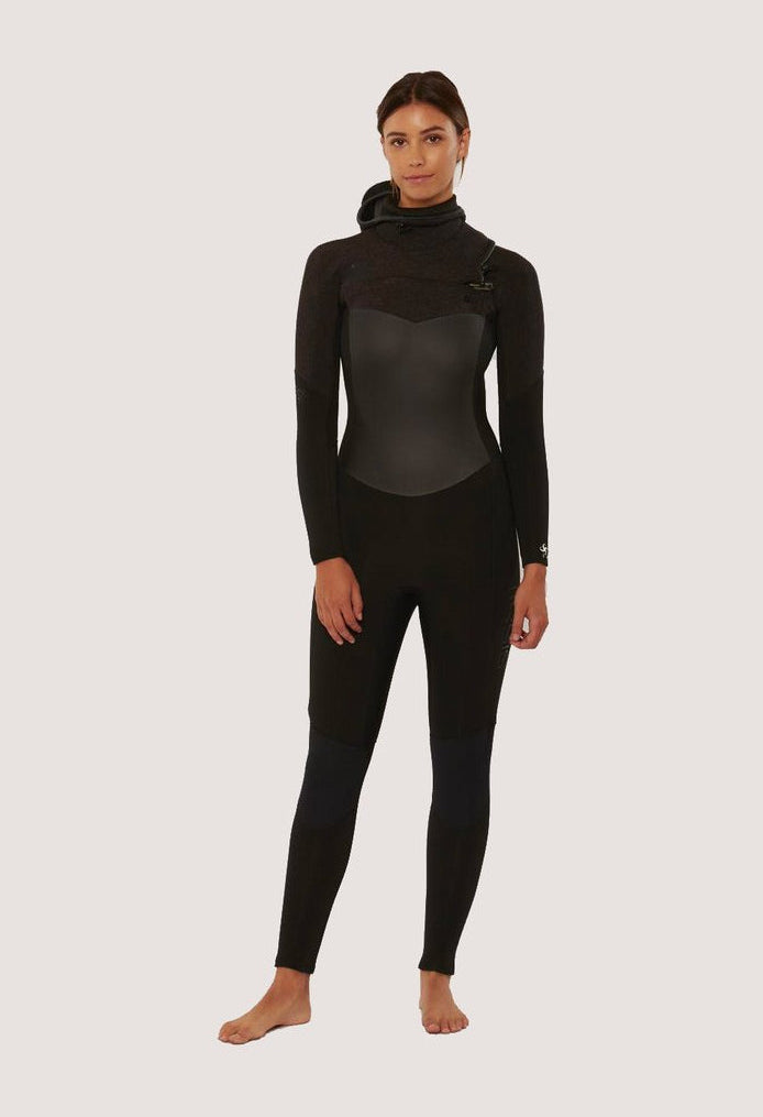 Sisstrevolution Wetsuit Womens 7 Seas Hooded 5:4 Noordzee Boardstore Surfshop the netherlands Europe Surfing