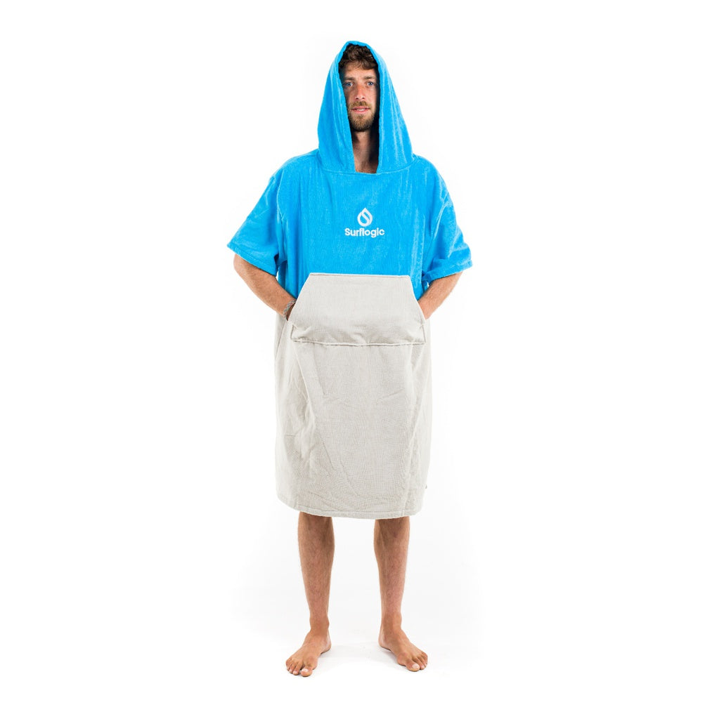 Surflogic Changing Poncho Cyan & Grey, available at Noordzee Boardstore surfshop open since 2010 surfboard repairs used surfboards lost