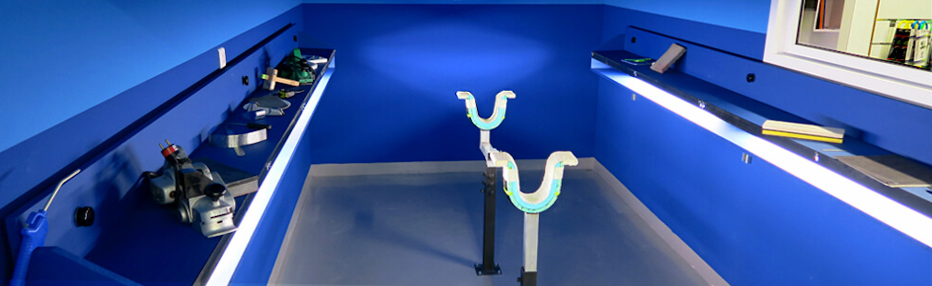 A selection of plugs and other hardware for shaping and repairing surfboards. Noordzee Boardstore surfshop Surfschool webshop surfboardrepairs Scheveningen