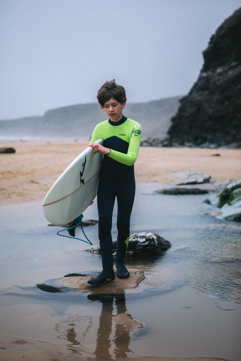 noordzeeboardstore scheveningen surfen den haag scheveningen kinderen wetsuits winter koud of warm is een keuze NuWave-Junior-Legend-5-4-back
