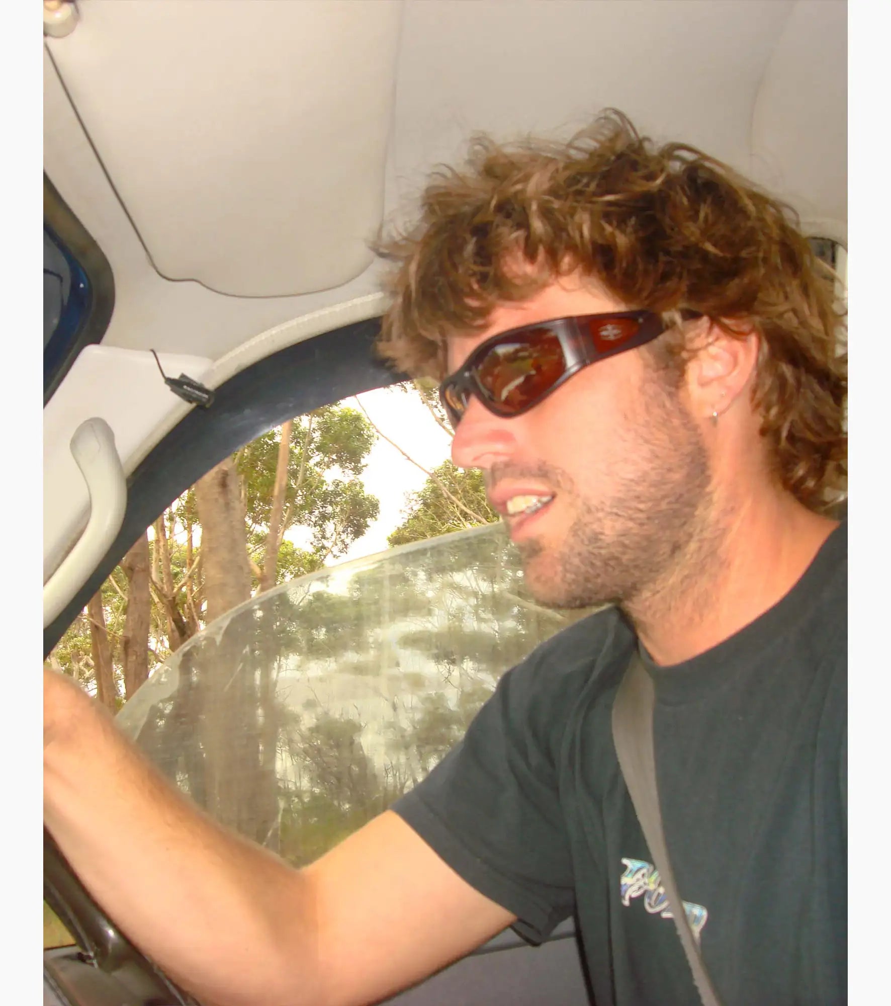 Ritual Vision - The Vacationer - Combat / Olive - Polarised