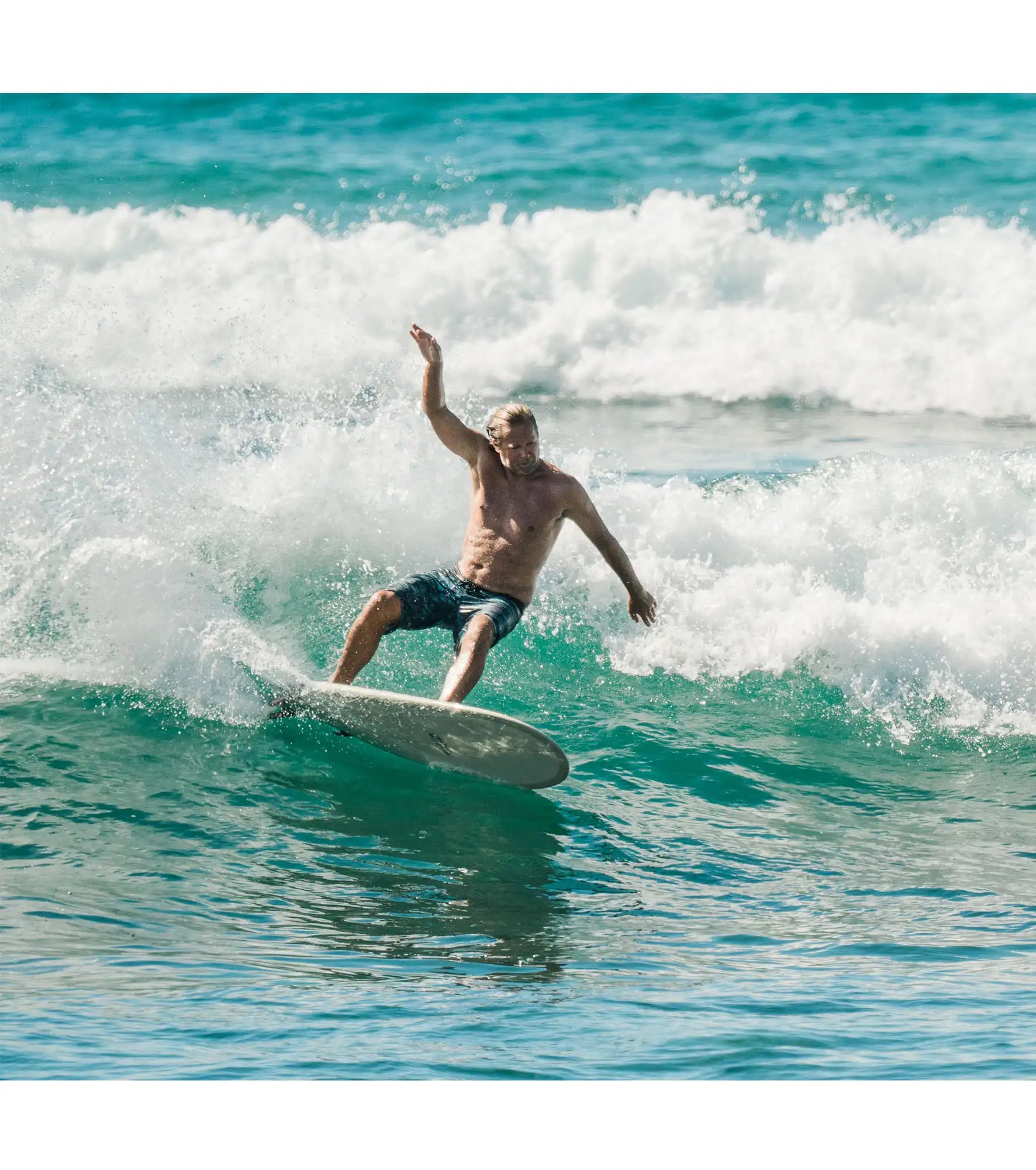 Takayama Scorpion 2 - Tuflite Pro - FCS II - 4 + 1 Fin