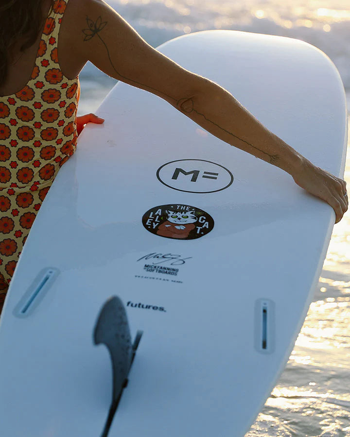alley cat noordzee boardstore MF MICK FANNING SOftboards softtop wit single fin Noordzee Boardstore