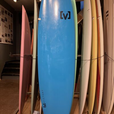Used Victory 6'6 epoxy inc fins Blue